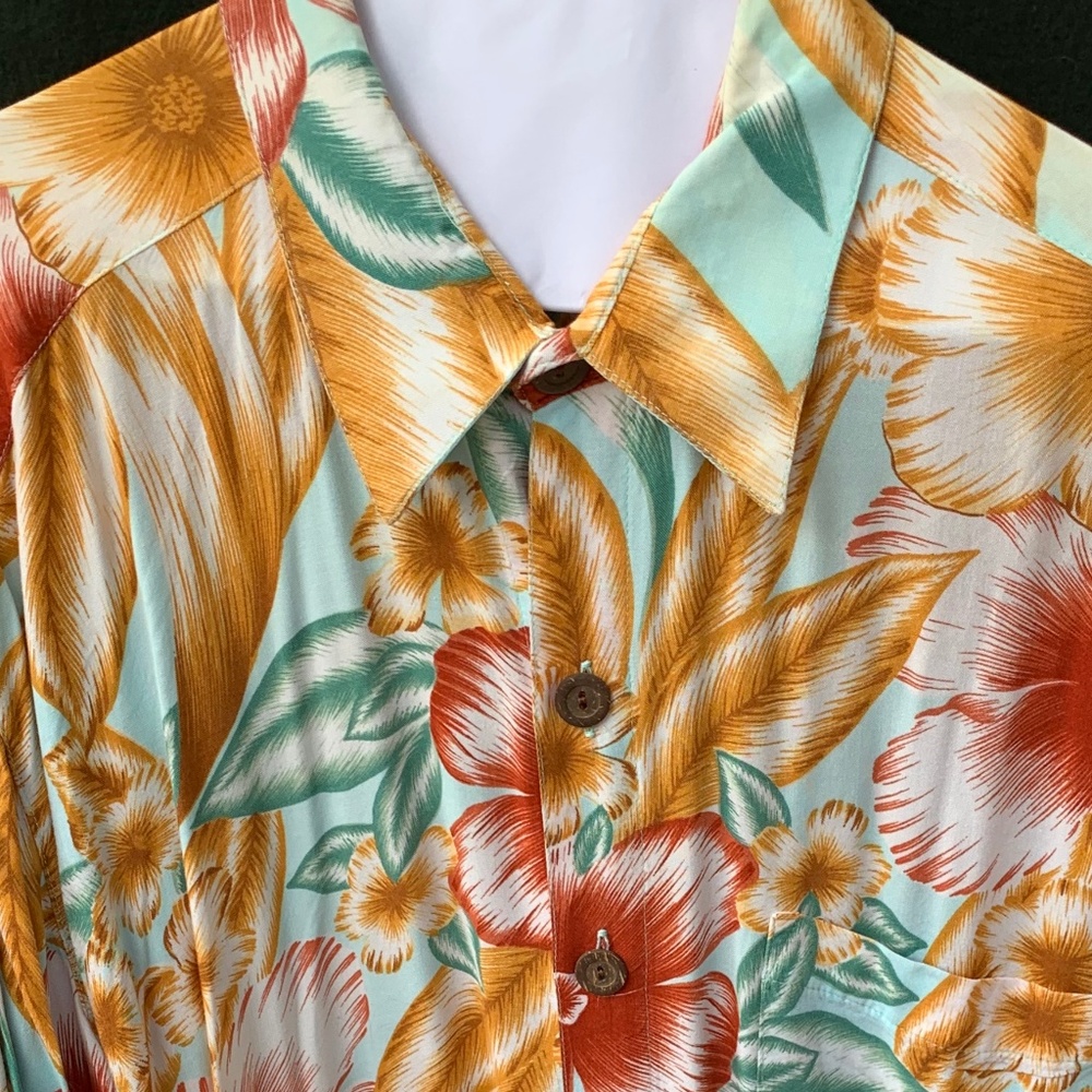 Men's Large Pineapple Lava shirt